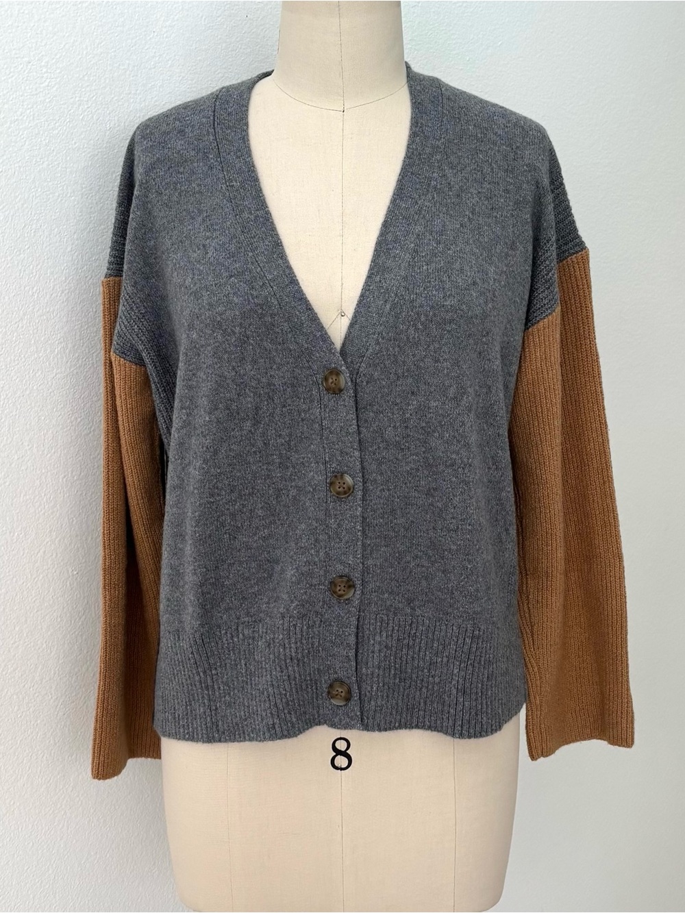 LOFT Colorblock Cardigan NWT Gray Tan Ribbed Sleeve V-Neck Preppy Fall M